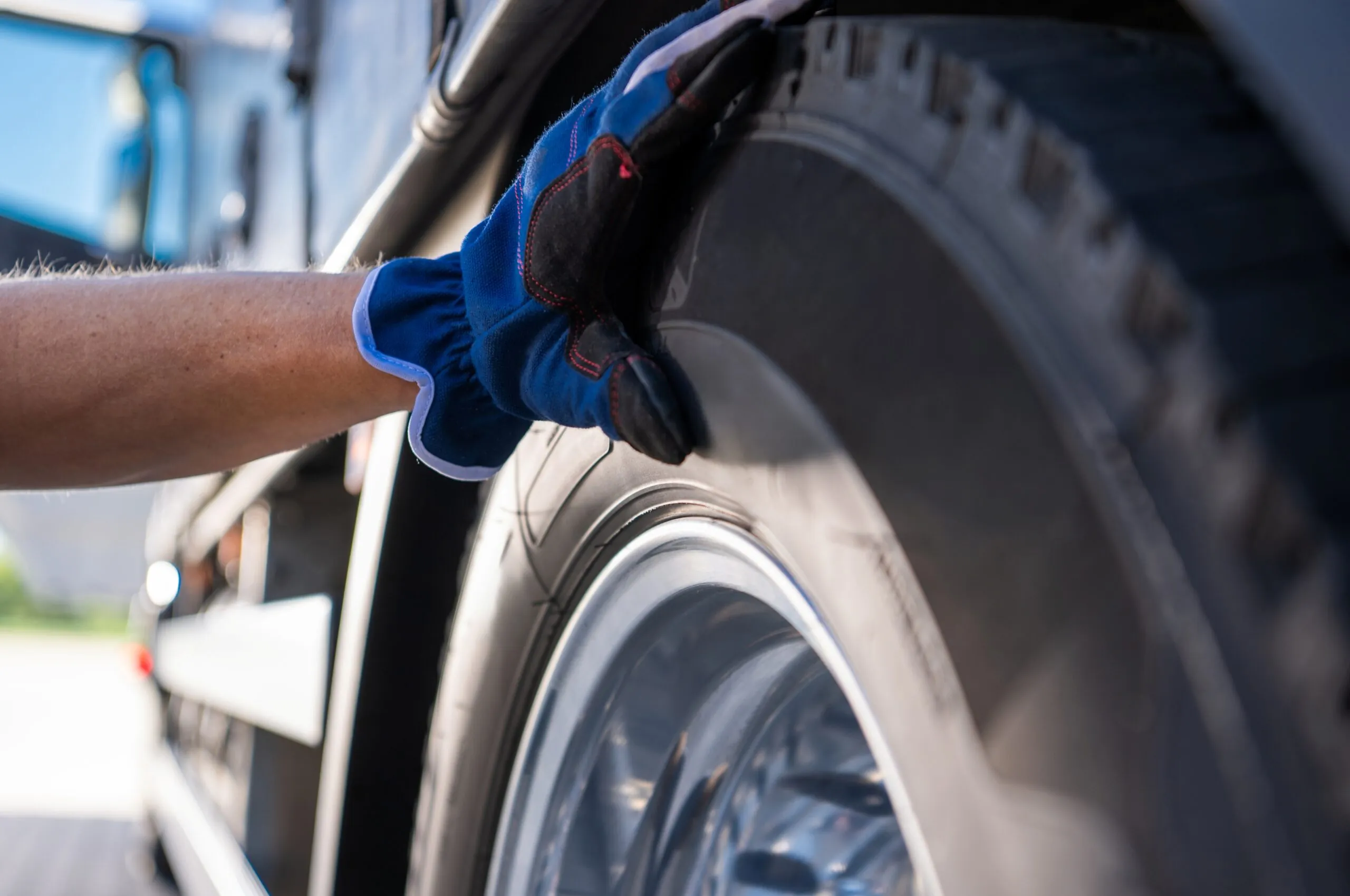 inspection on semi truck tire