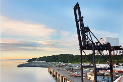 alaska freight shipping-companies & services include cranes at the port of anchorage
