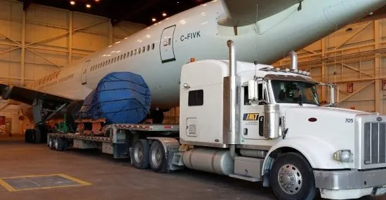 engine shipment for airplane