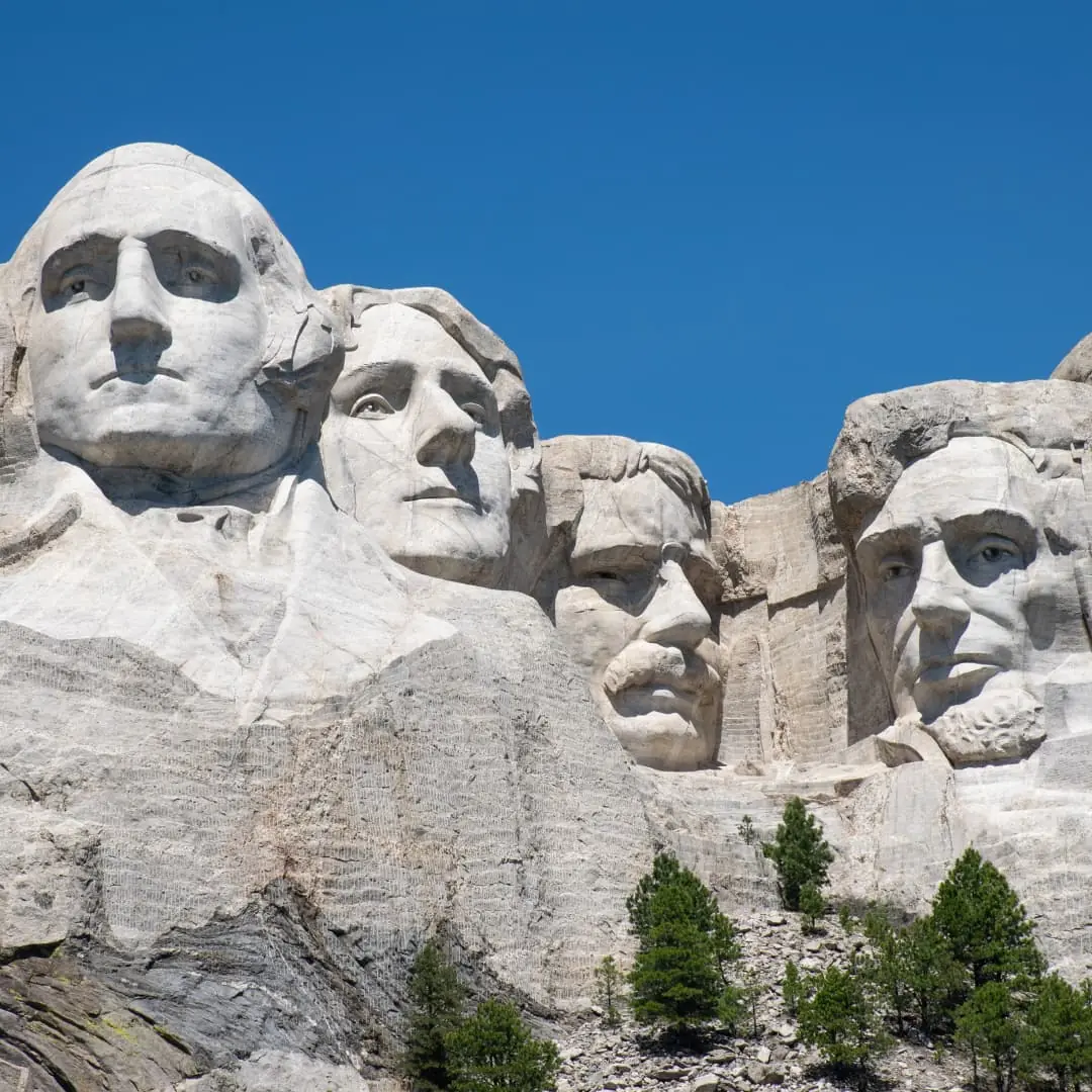 view of the four presidents at mount rushmore in south dakota